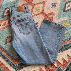 Levi’s Ribcage Straight jean size 28, length 27